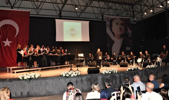 Bornova’da Halk Dansları Festivali coşkusu başladı