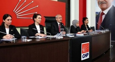 CHP'de MYK son kez toplandı: Gözler yeni 'A Takımı'nda