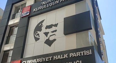 CHP İzmir'de yönetim toplandı! O isimlere ihraç
