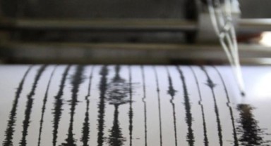 Erzincan'da 4 büyüklüğünde deprem