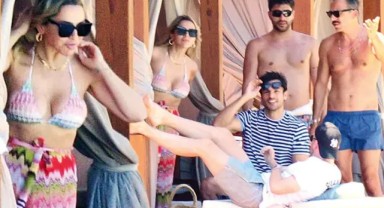 Hadise Bodrum'da: Paparazzi var mı?