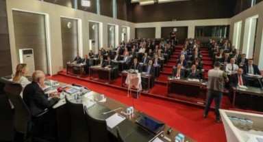 İl Başkanları ile 8 buçuk saatlik zirve!