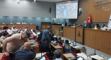 İzmir Büyükşehir Meclisi'nde ikinci perde! Örnekköy Tartışması!
