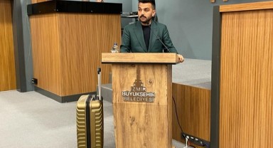 İzmir Büyükşehir Meclisi'nde valiz gerginliği!
