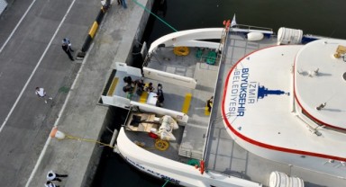 İzmir-Midilli hattında sezon açıldı!