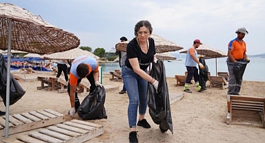 Seferihisarlı çevre gönüllüleri doğa için seferber oldu