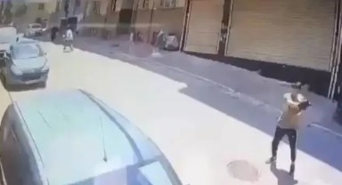 Tacize uğrayan kadını korumak isterken öldürüldü