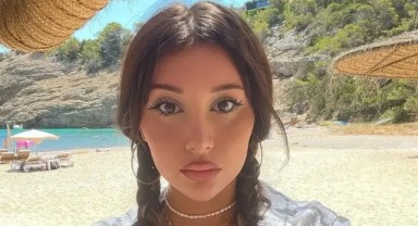 Türkiye'ye tatile gelen mankene büyük şok: Çırılçıplak vaziyetteyken...