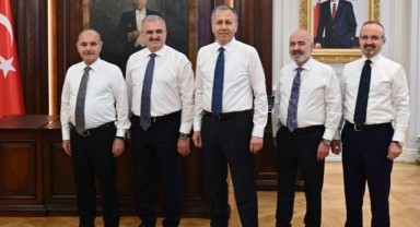 Yeni bakan yardımcıları İçişleri Bakanlığında göreve başladı
