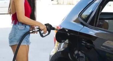 Benzine 2 lira zam yapıldı... Adım adım 40'a doğru