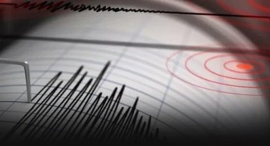 Çeşme'de deprem!