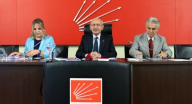 CHP'de güç yarışı dengede