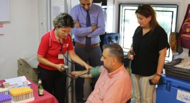 CHP İzmir'den kan bağışı kampanyası