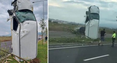 Direğe çarpan araç şaha kalktı!