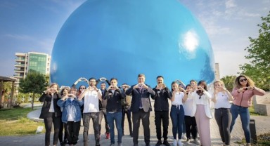 Ege’nin en büyüğü Karşıyaka Planetaryum’a 6 ayda 30 bin ziyaretçi