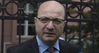 İlhan Cihaner, CHP liderliğine adaylığını açıkladı: Parti ideolojik bulamaca dönüştü