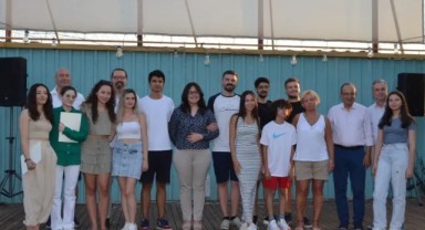 İzmir'den Silikon Vadisi'ne: İzmirli WIN USA Vakfı öğrencileri sertifikalarını aldı