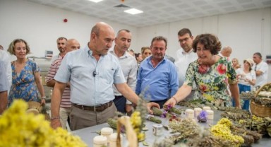 İzmir’in Kozmetik Köyü Ulamış’ta açıldı