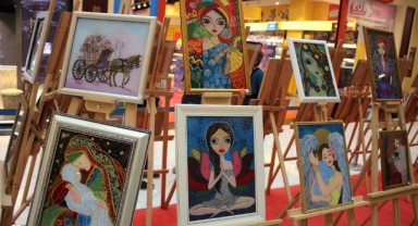 Karşıyaka Belediyesi’nin kursları hayata bağlıyor