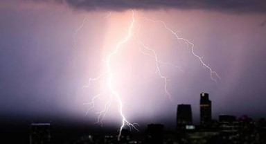 15 yaşındaki çocuk yıldırım çarpması sonucu hayatını kaybetti