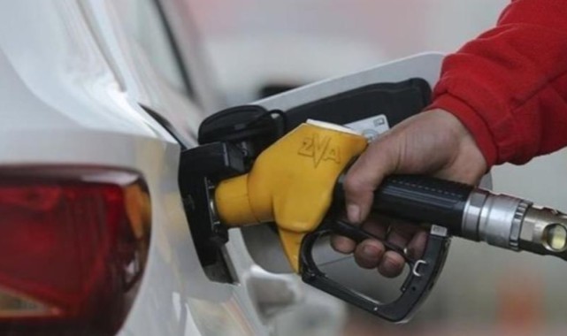 Benzine 1 lira 55 kuruş zam geliyor