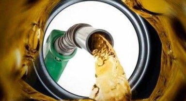 Bu gece yarısından itibaren Benzine bir zam daha geldi