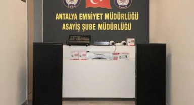 Dolandırıcılar vatandaş, turist ayırmadı: 1.5 milyonluk vurgun yapıldı