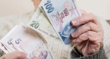 En düşük emekli maaşı için 10 bin TL ve seyyanen zam beklentisi...