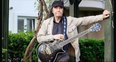 Erkin Koray'ın mezar yeri karıştı: 'Sizin dualar kime gitti bilmiyorum'