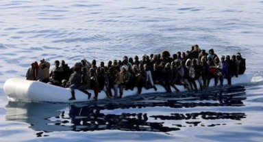 İzmir açıklarında 41 düzensiz göçmen kurtarıldı