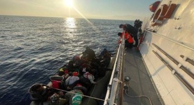 İzmir’in açıklarında nefes kesen kurtarma operasyonu
