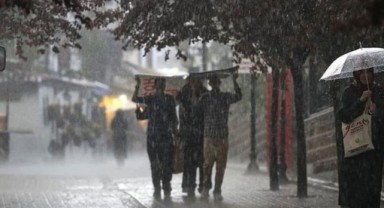 Meteoroloji'den sıcaklık ve şiddetli sağanak uyarısı: 6-10 derece daha yüksek