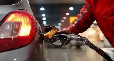Motorine bir zam daha: Cuma günü pompaya yansıyacak