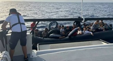 Muğla'da 57 düzensiz göçmen kurtarıldı