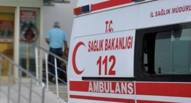 Sağlıkta şiddet: Diyarbakır'da önü kesilen ambulansta 4 görevli yaralandı