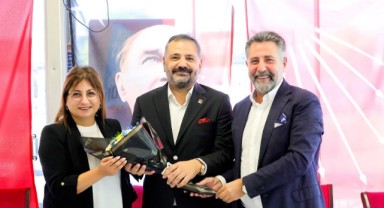 CHP Bayraklı'dan Aslanoğlu'na tam destek!