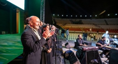Hatay Medeniyetler Korosu'ndan 92. İEF'de teşekkür konseri