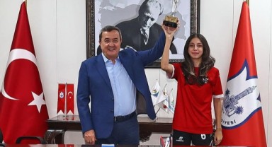 Konak’ın yeşil sahadaki sultanlarından Türkiye derecesi