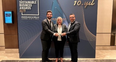 Efes Tarlası Yaşam Köyü’ne Sürdürülebilir İş Ödülü