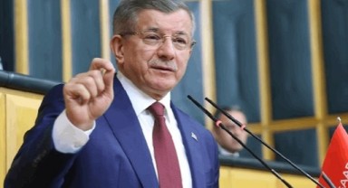 Ahmet Davutoğlu'ndan 50+1 açıklaması: Erdoğan'ı kendi nefsi, kibri yanıltıyor