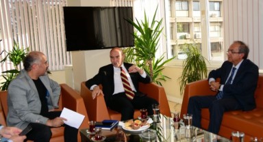 Başkan Soyer: Anketten çekinmemiz söz konusu değil