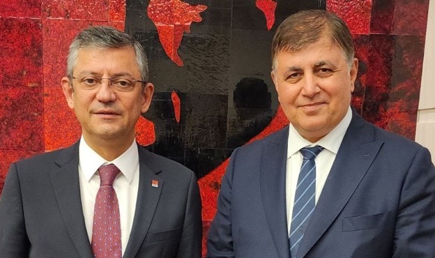Başkan Tugay’dan CHP Lideri Özel’e ziyaret