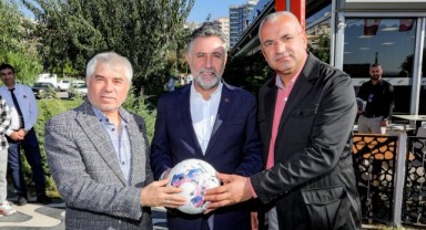 Bayraklı Belediyesinden amatör spor kulüplerine destek