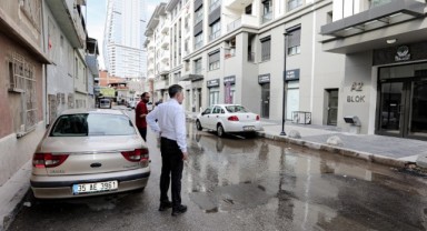 Bayraklı'da sokaktan yönetim!