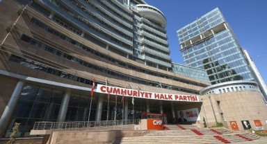 CHP'de yarın yapılacak kurultay öncesi, trafik hızlandı son hazırlıklar devam ediyor