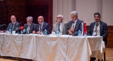 Kemeraltı çarşısı yılbaşına hazırlanıyor