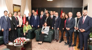 Yücel ve eski yöneticilerden Özgür Özel'e ziyaret