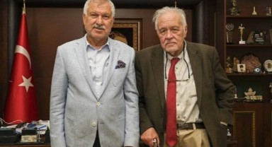 Zeydan Karalar: Bu ülkede bir kişinin askeri olunur, o da Atatürk