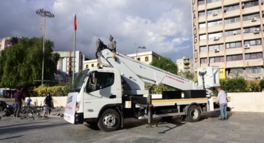 Bornova'ya 28 metrelik teleskopik platform aracı