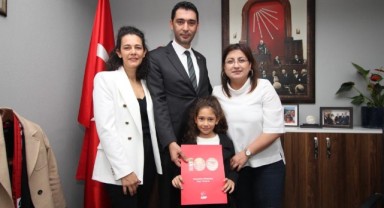 CHP'li Emir Cömert Bayraklı'dan yola çıktı